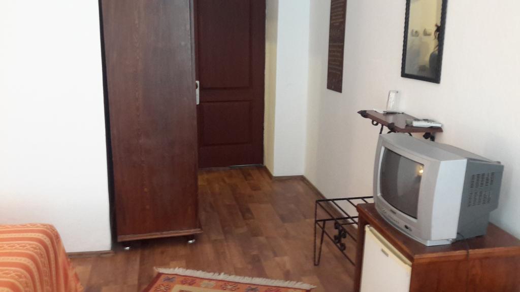 Ege Hotel Bozcaada Island Ngoại thất bức ảnh